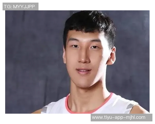 杜润旺分享周鹏与二飞的教导心得球场内外的成长与人生哲学