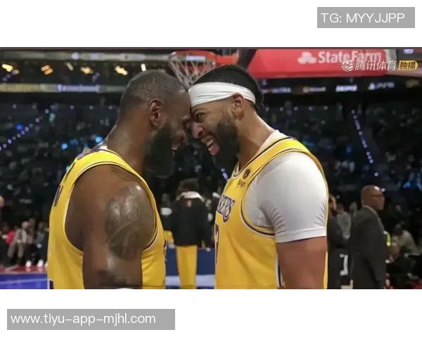 浓眉在丹佛高原砍下32分13篮板坦言疲惫但努力克服挑战