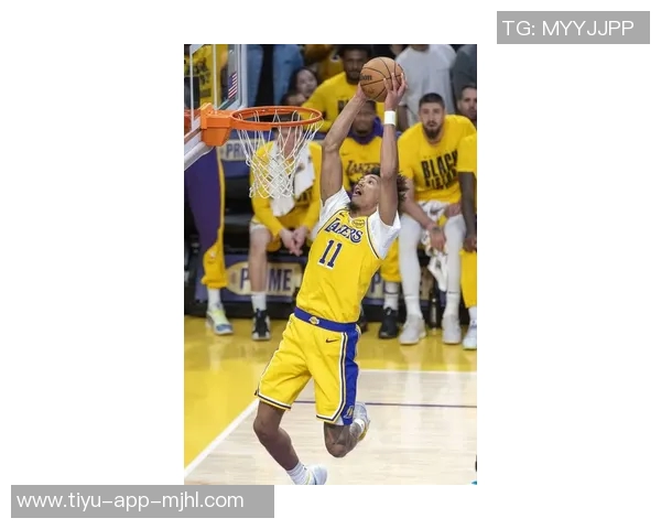 浓眉强调激励克里斯蒂投篮甚至对他不投感到生气 浓眉强调激励克里斯蒂投篮甚至对他不投感到生气