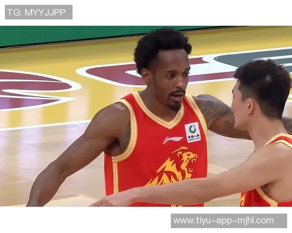 布朗在美国男篮落选后展现巅峰状态引发热议与期待 布朗在美国男篮落选后展现巅峰状态引发热议与期待